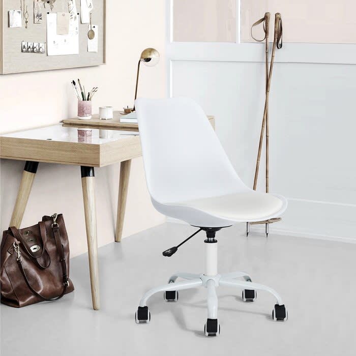 Cauldwell task deals chair